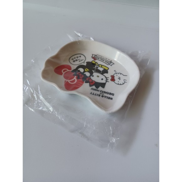 NEW Sanrio Hello Kitty 40th Anniversary and Bad Badtz-Maru Plate Rare Plate Dish - Picture 10 of 10